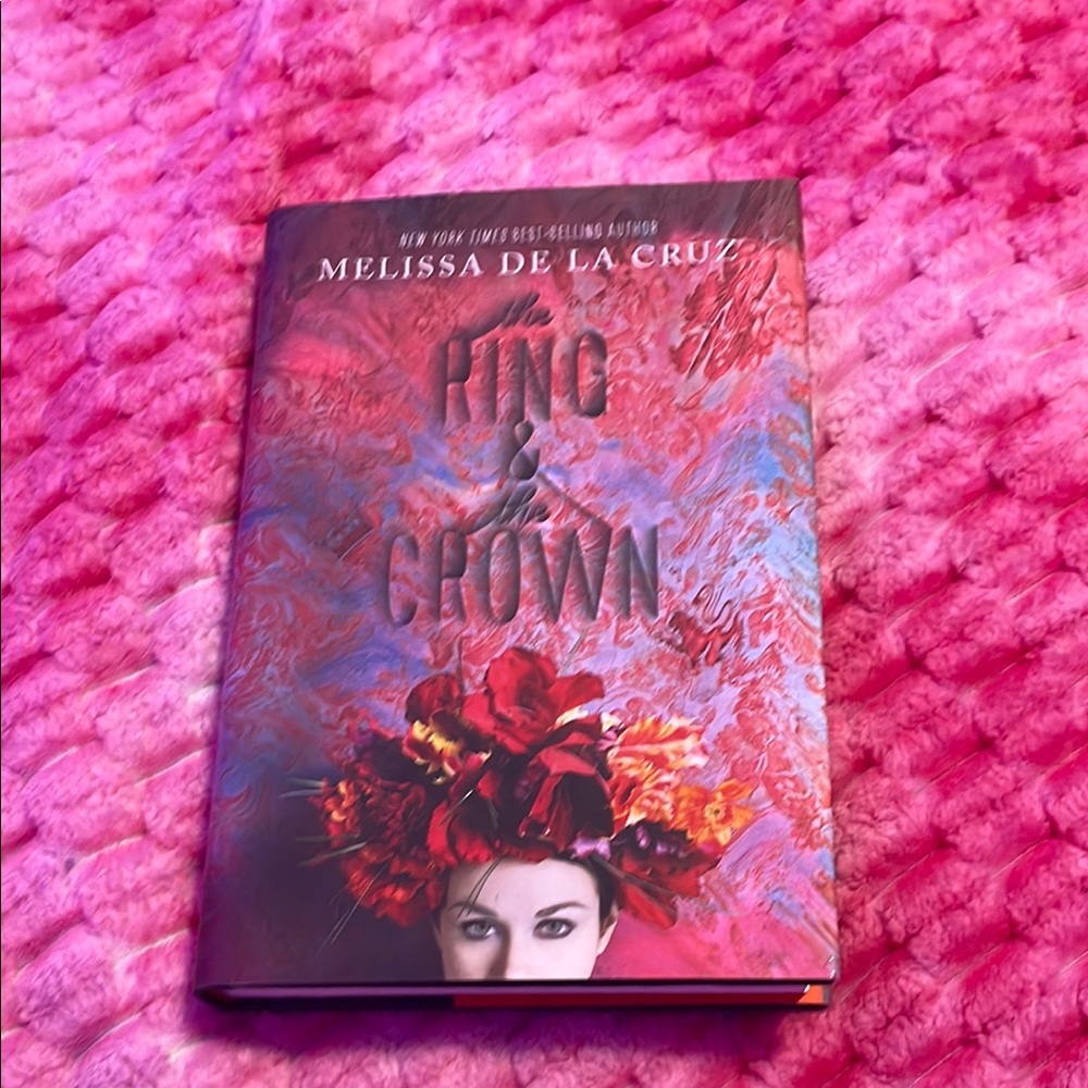 'Ring & Crown' Book - Red Cover